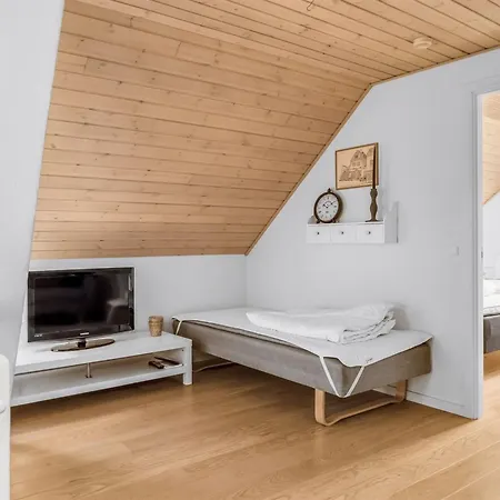 Elsamaria - 500m From The Sea By Interhome